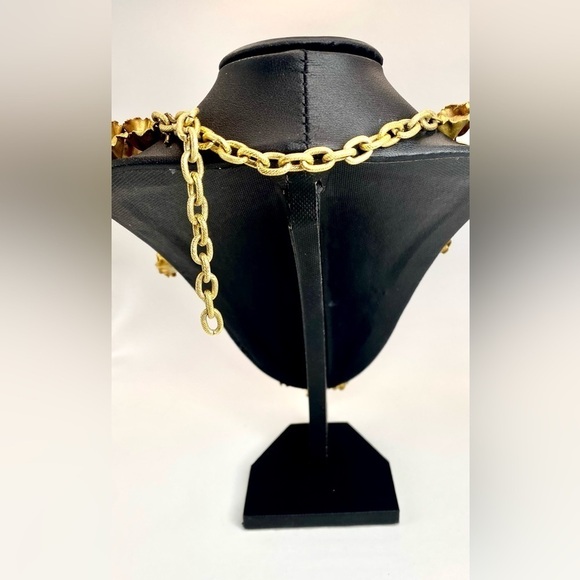 VINTAGE Henkel & Grossé (unsigned) Mid Century Floral Necklace & Clip Earrings - Picture 13 of 16